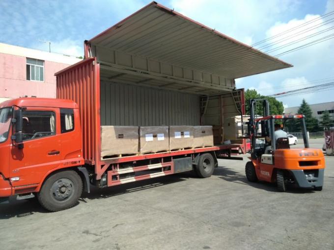 ماژول سازی دو قطعه تجهیزات اسپری چسب برای صادرات راحت 10