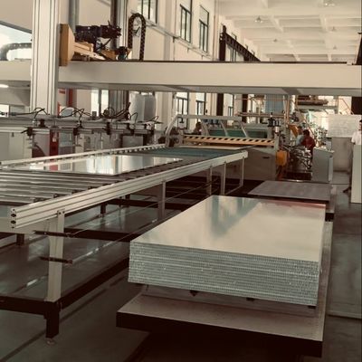 آلومینیوم Honeycomb ساندویچ پانل خط تولید مداوم Honeycomb ماشین