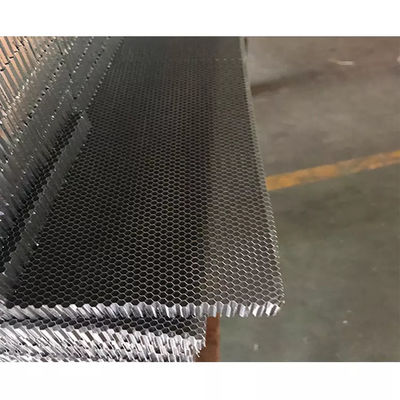 اندازه استاندارد 1220 * 2440mm هسته عسل آلومینیومی برای صنعت ساختمان