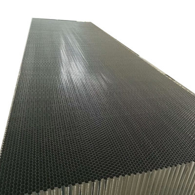 اندازه بیش از حد 2500mm طول آلومینیوم Honeycomb هسته برای ماشین آلات فیبر شیمیایی پانل اصلاح کننده