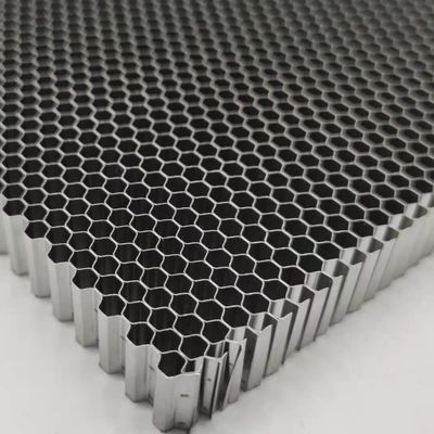 جوش نقطه ای 8.2mm اندازه سلول فلزی فولاد ضد زنگ Honeycomb هوا صاف کننده