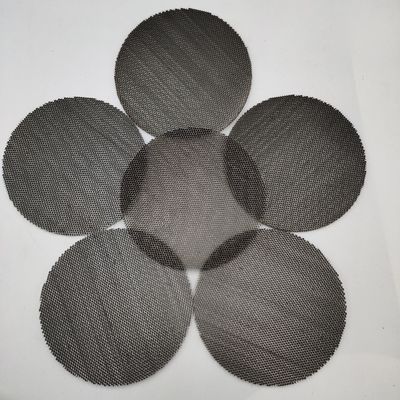 10mm ضخامت فولاد ضد زنگ هسته عسل عسل فواره های تهویه برای رادیاتور اتومبیل