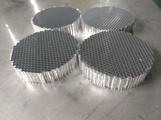 30mm Dia دایره ای آلومینیوم Honeycomb Louver برای تجهیزات ژنراتور اکسیژن