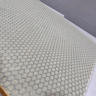 اندازه استاندارد 1200 * 2440mm هسته عسل آلومینیومی پر از فوم PU