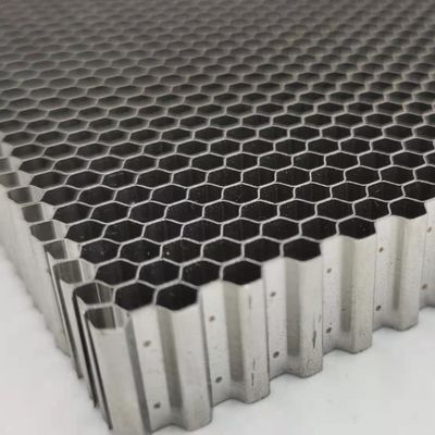 10 میلی متری فولادی هسته عسل 100x60mm 300x300mm برای رادیاتور اتومبیل